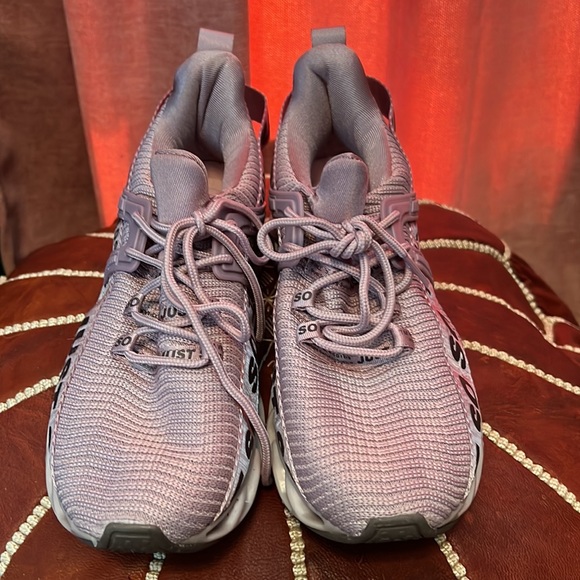 Just so so shoes - Picture 2 of 7